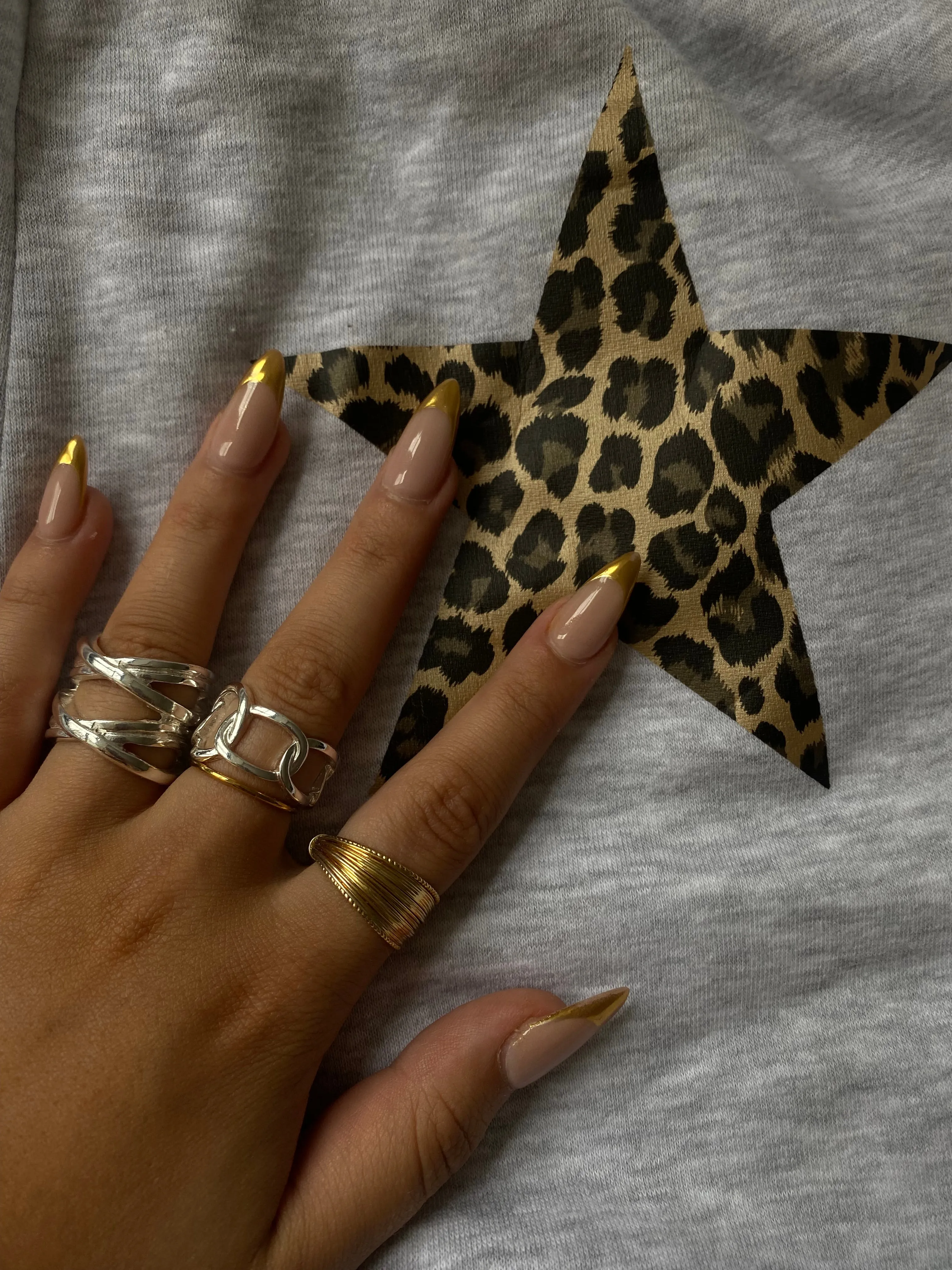 Black leopard star hoodie