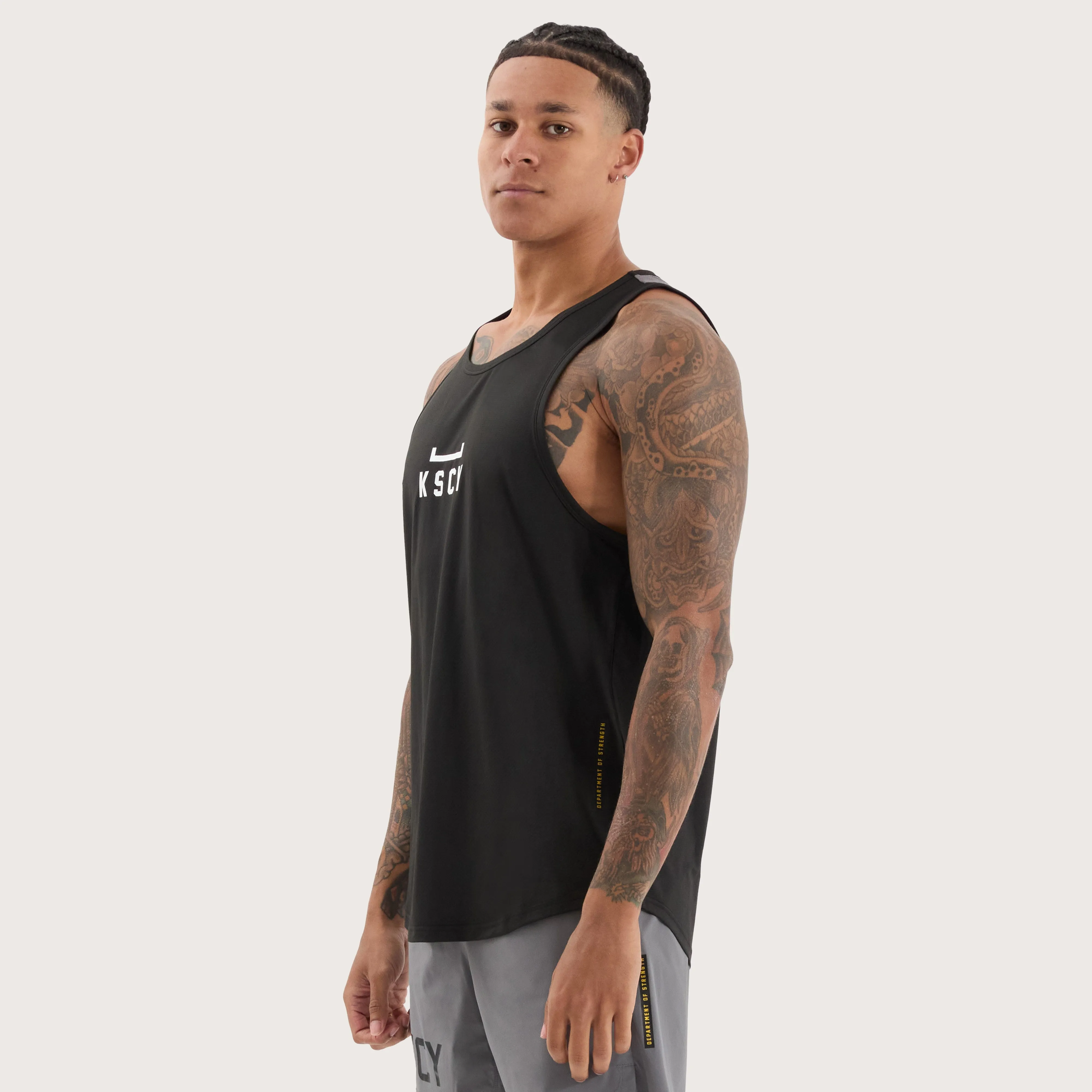 Bolster Curved Hem Active Tank Black/Asphalt