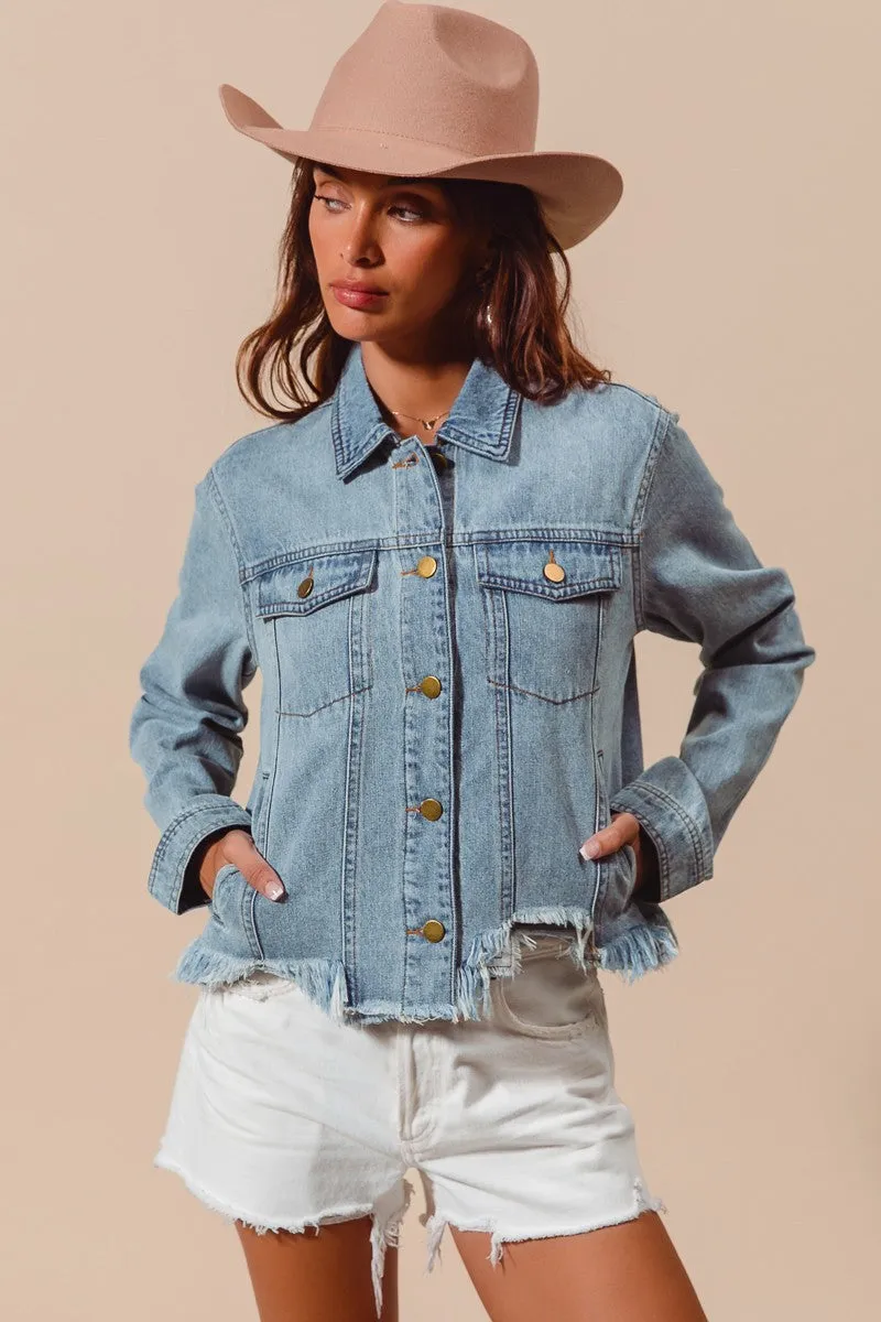 BUTTON DOWN DENIM JACKET WITH FRAYED HEM