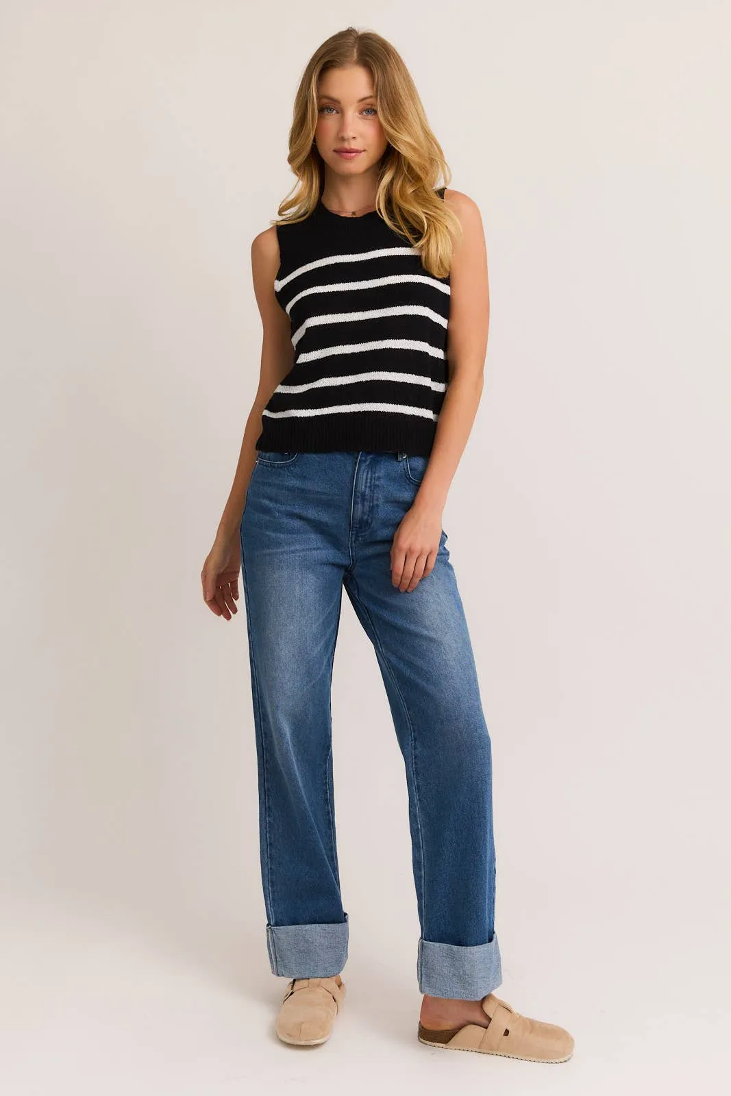 Calla- Round Neck Sleeveless Sweater Top