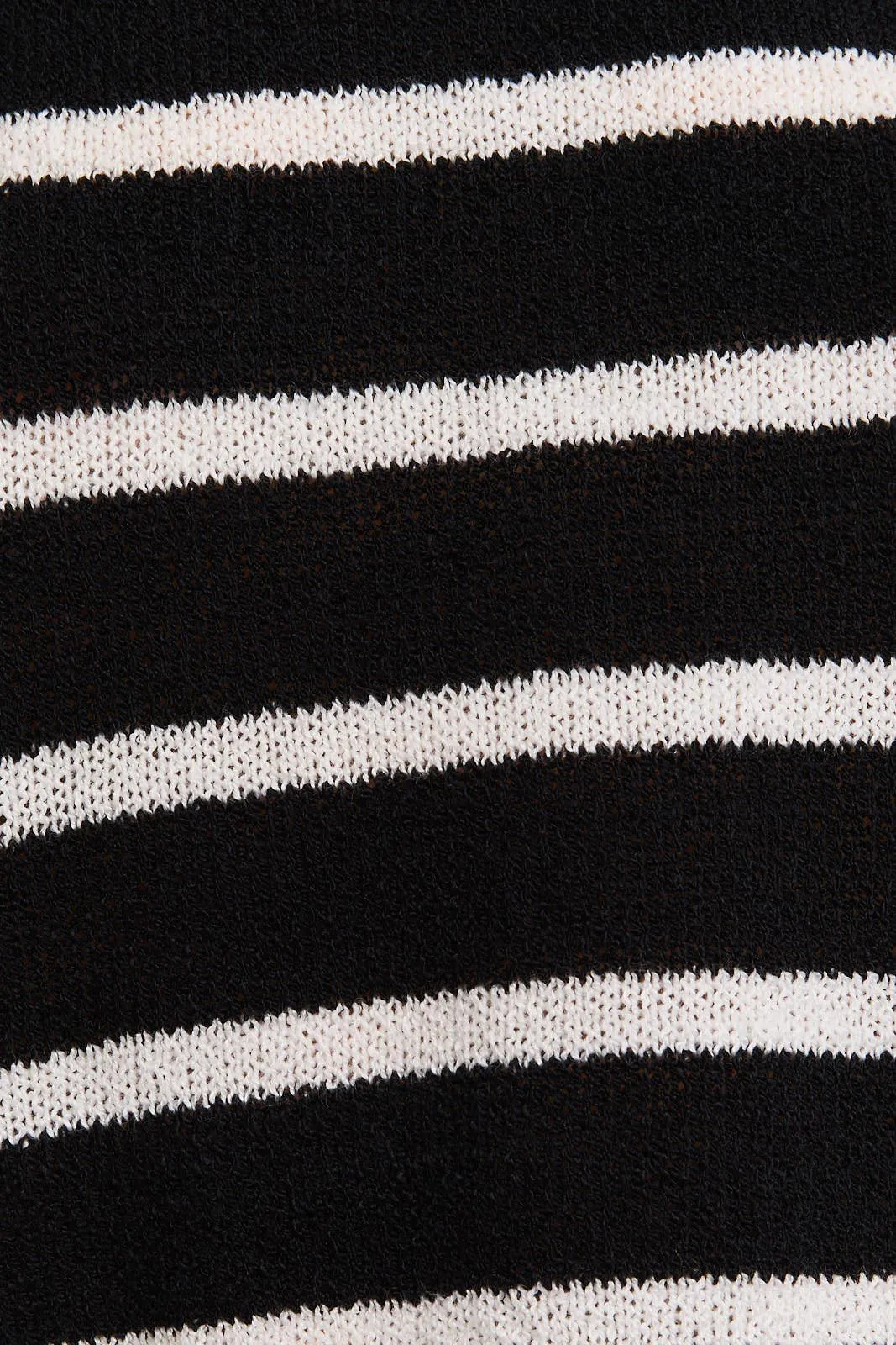 Calla- Round Neck Sleeveless Sweater Top