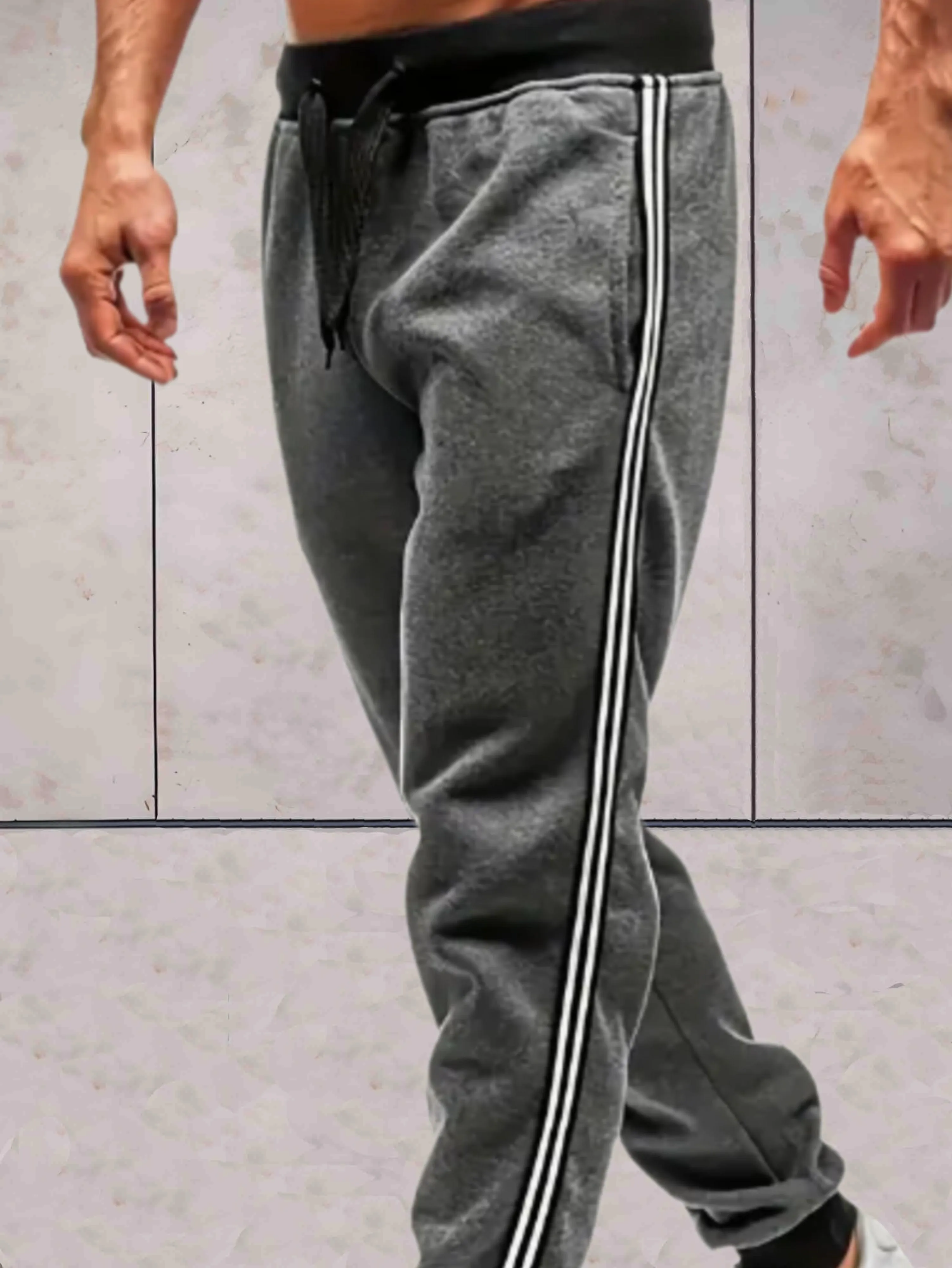 Chester | Schmal geschnittene Herren-Sweatpants mit hoher Taille und Taschen