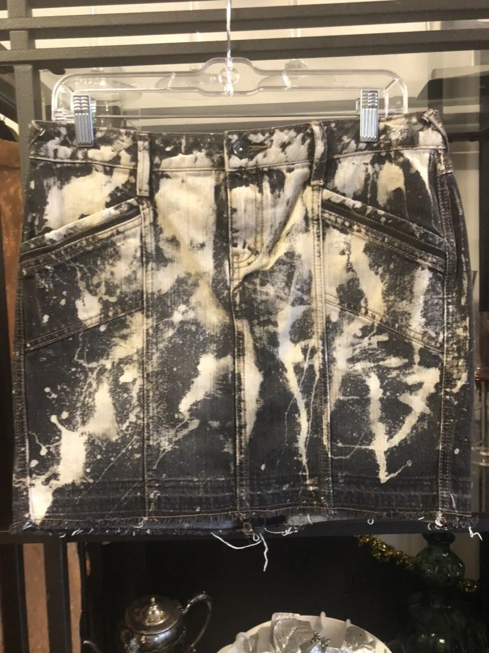 CONVERSE BLEACHED JEAN SKIRT, size 6. #856