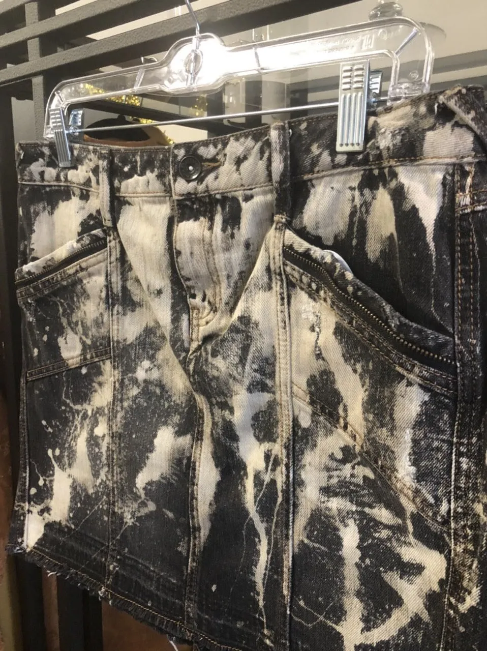 CONVERSE BLEACHED JEAN SKIRT, size 6. #856