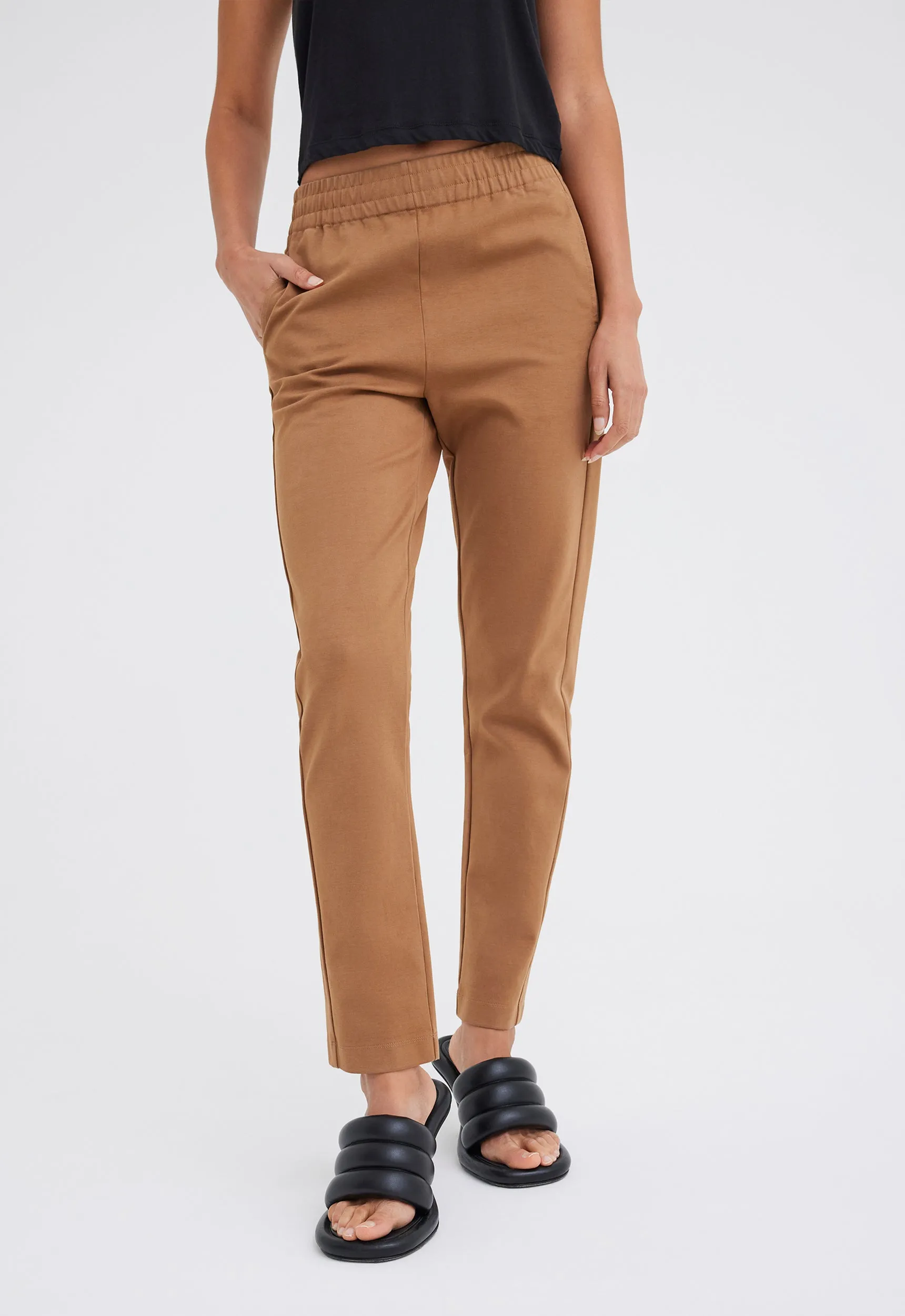 Cub Cotton Ponte Pant - Colt Brown