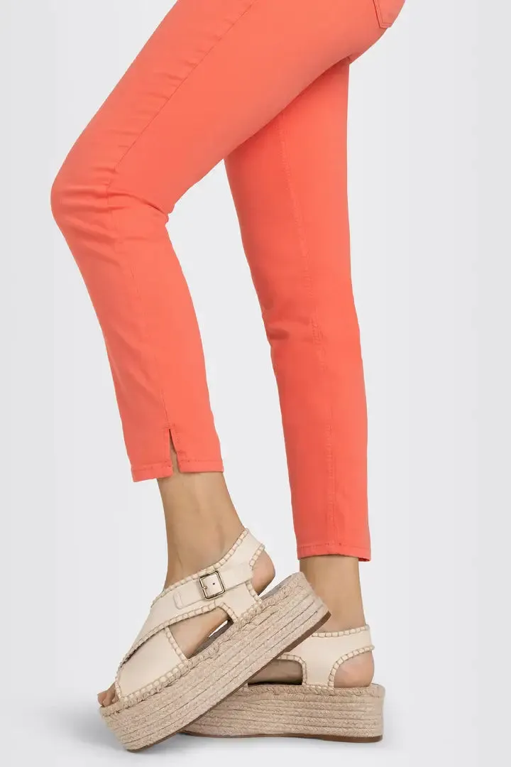 Dream Slim Pants in Coral