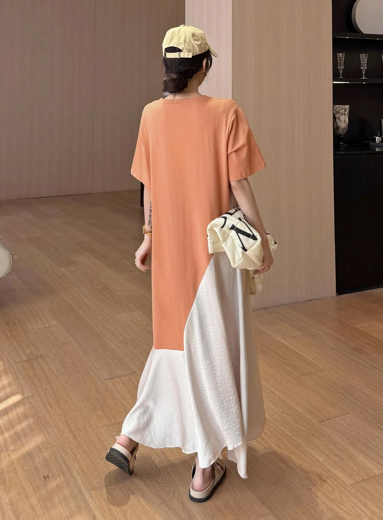 Elegant Faux Two-Piece Look T-Shirt Dress Made of Luxurious Silk