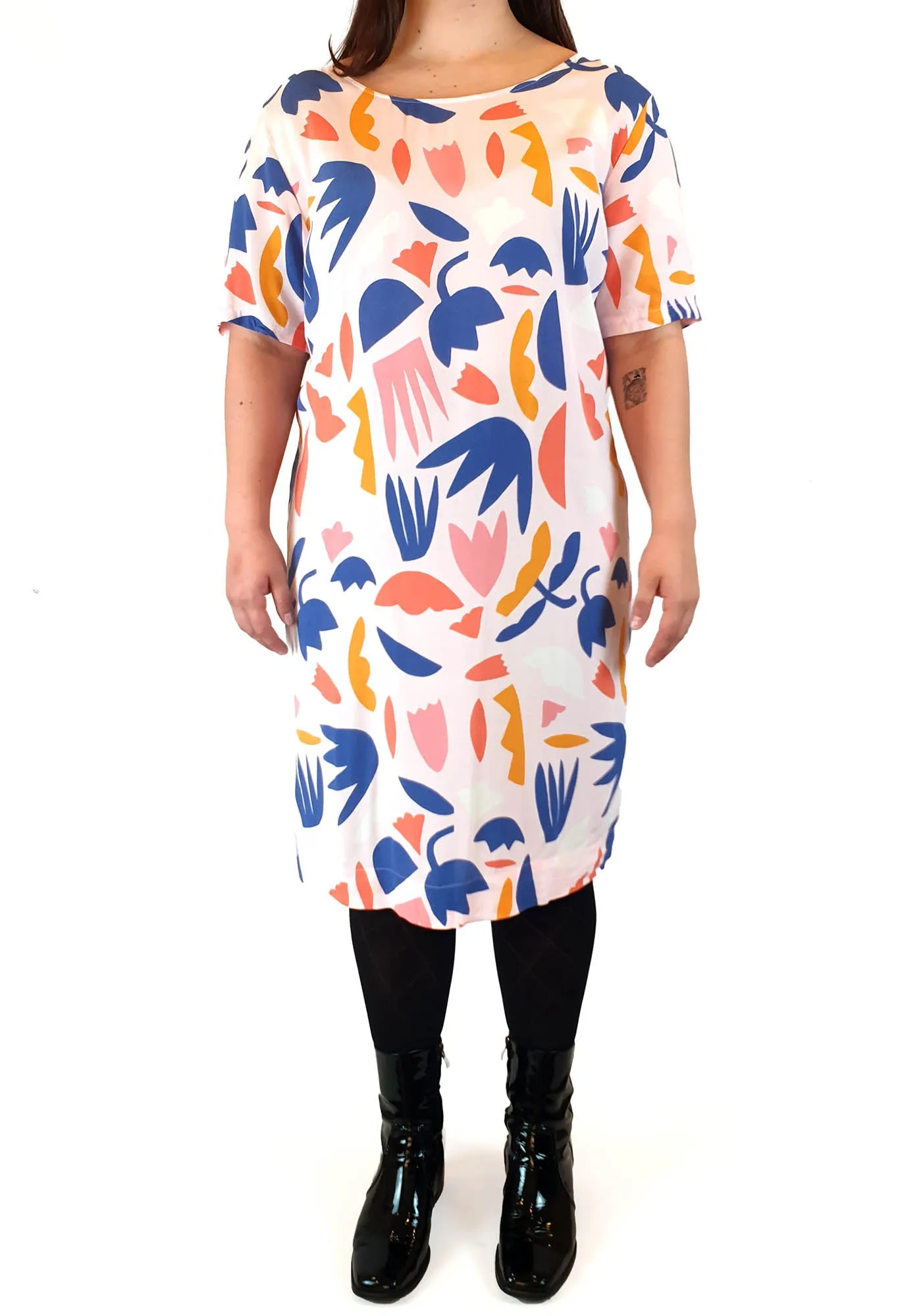 Elm pink-based fun shape print dress size 14