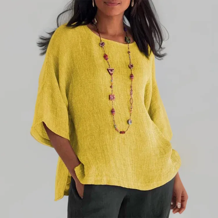 Eva® | T-shirt with 3/4 sleeves and a crew neck