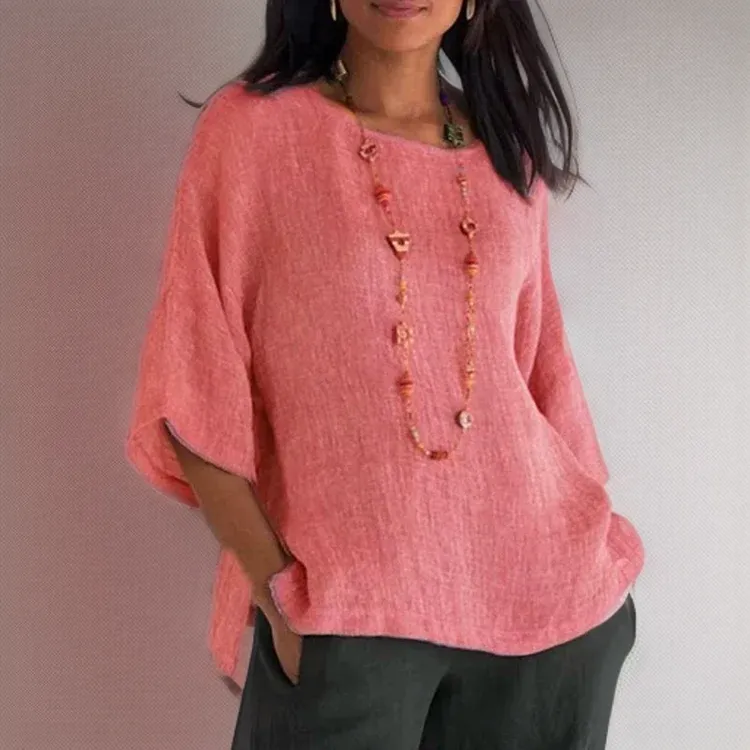 Eva® | T-shirt with 3/4 sleeves and a crew neck