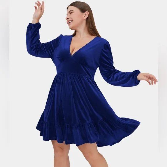 HALARA Everyday Deep V Neck Ruffled Hem Velvet Plus Size Mini Chill Dress