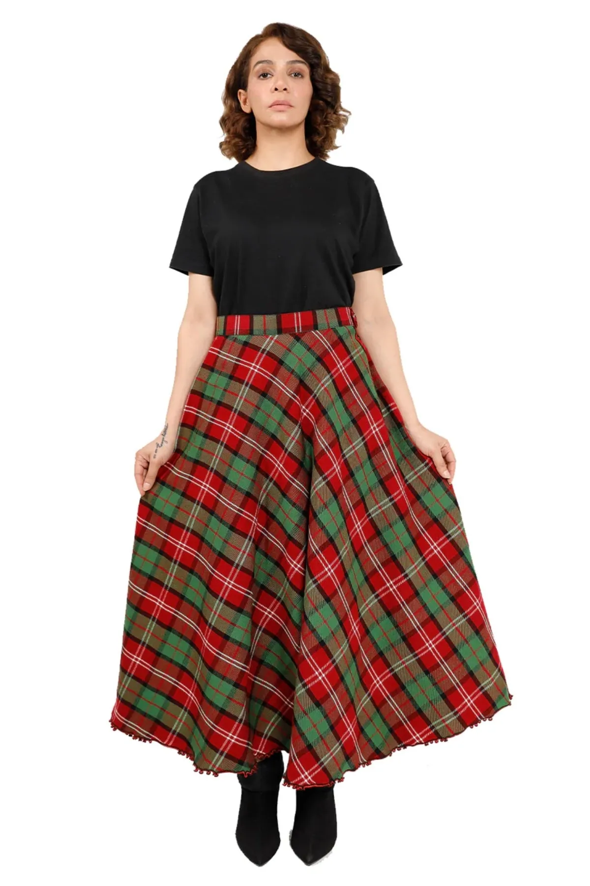 Highland Long Plaid Skirt - Button Zipped