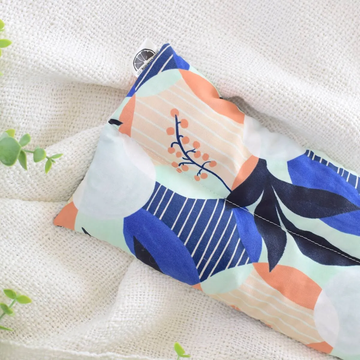 Hot   Cold Therapy Pack - Cabana Blue