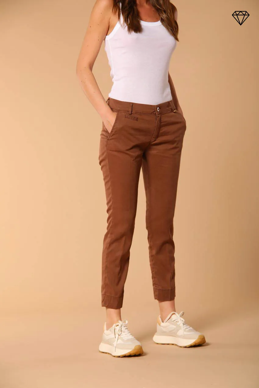Jaqueline women's chino capri trousers in twill slim fit ①