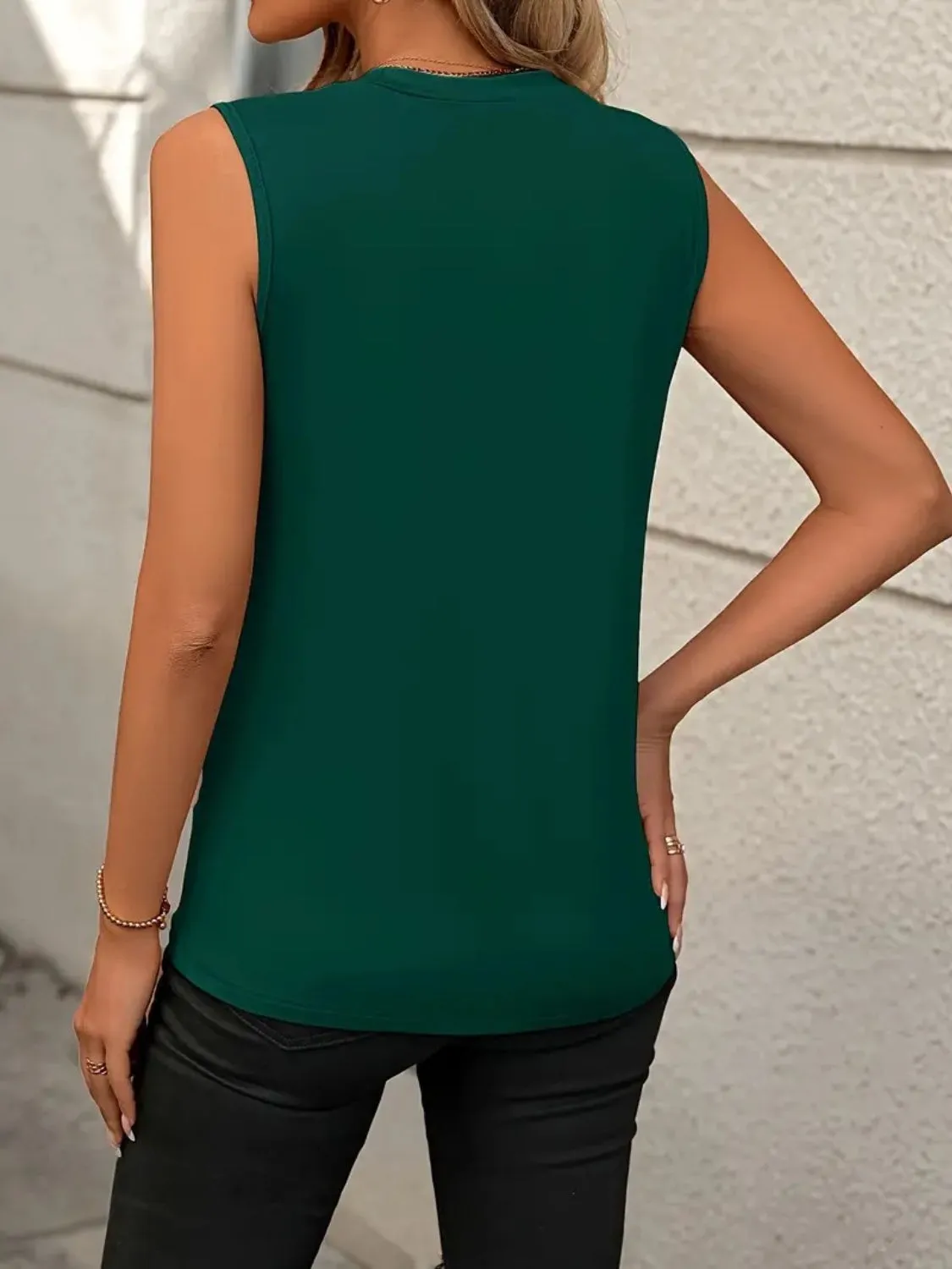 Julie Round Neck Sleeveless Tank - Online Exclusive