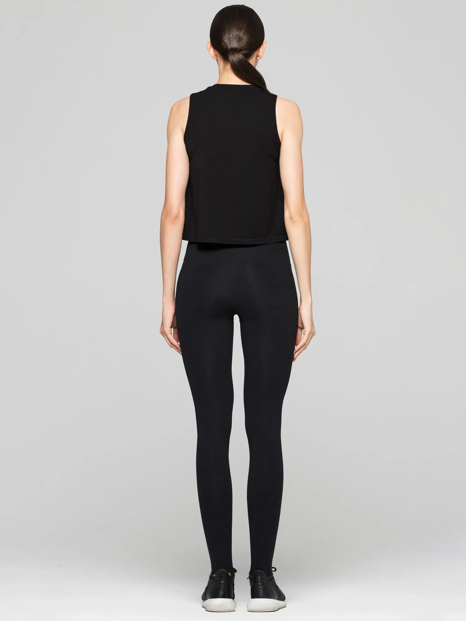 LOOSE CROPPED MUSCLE TANK, BLACK