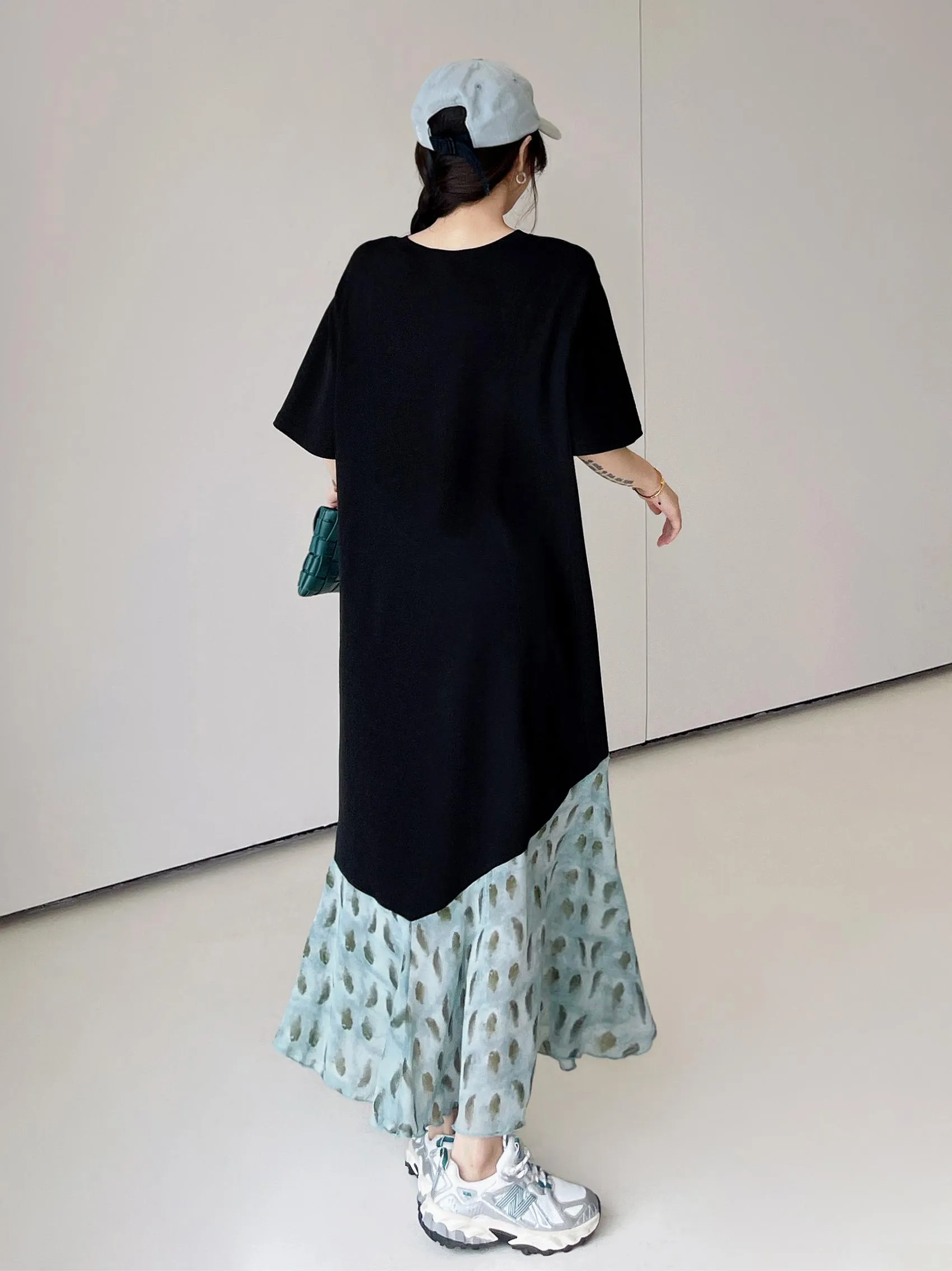 Loose-Fit Floral Maxi Dress Featuring Trendy Patchwork Details