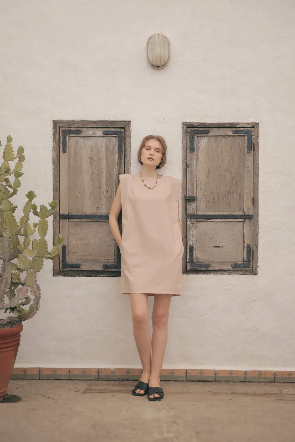 LUCIEN Padded Sleeve Tshirt Dress with Pockets (Nude)