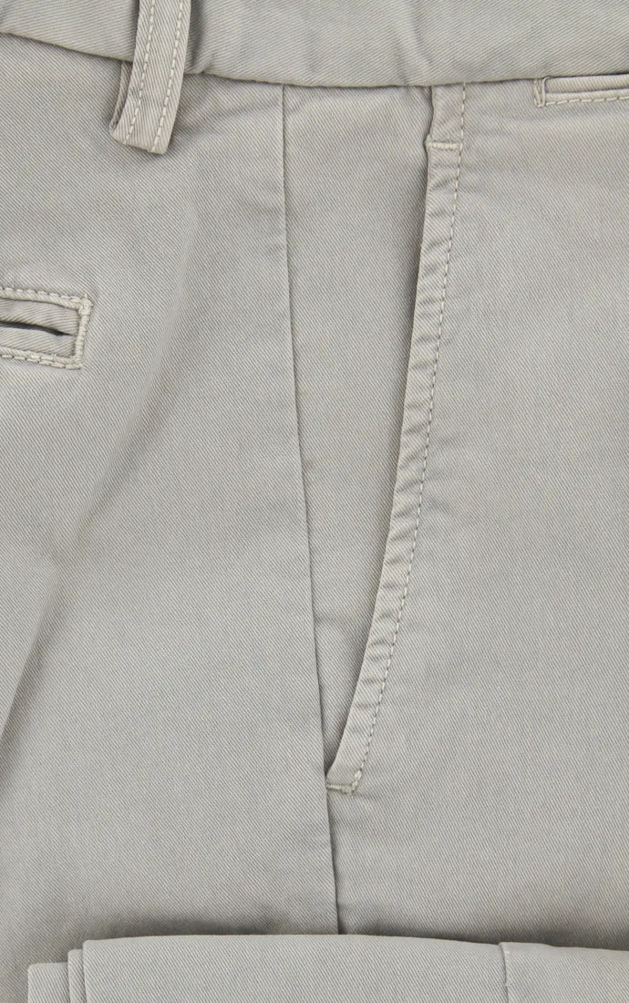 Luigi Borrelli Beige Pants – Size: 36 US / 52 EU