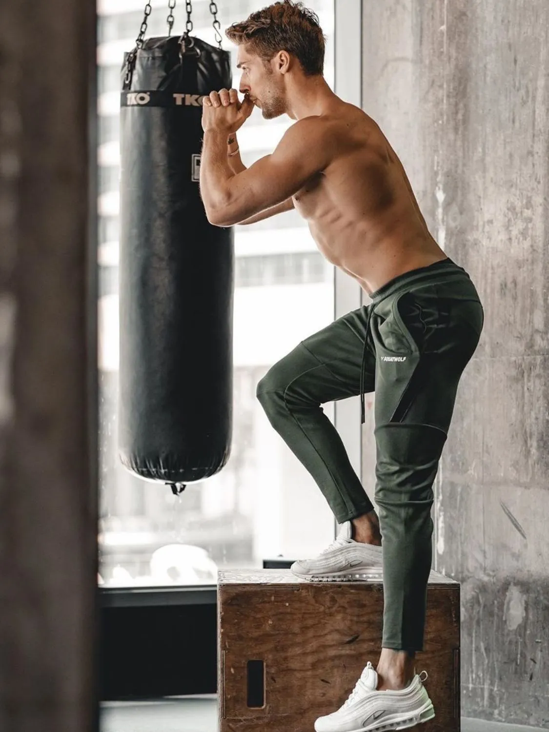 Men's Athletic Drawstring Jogger Pants