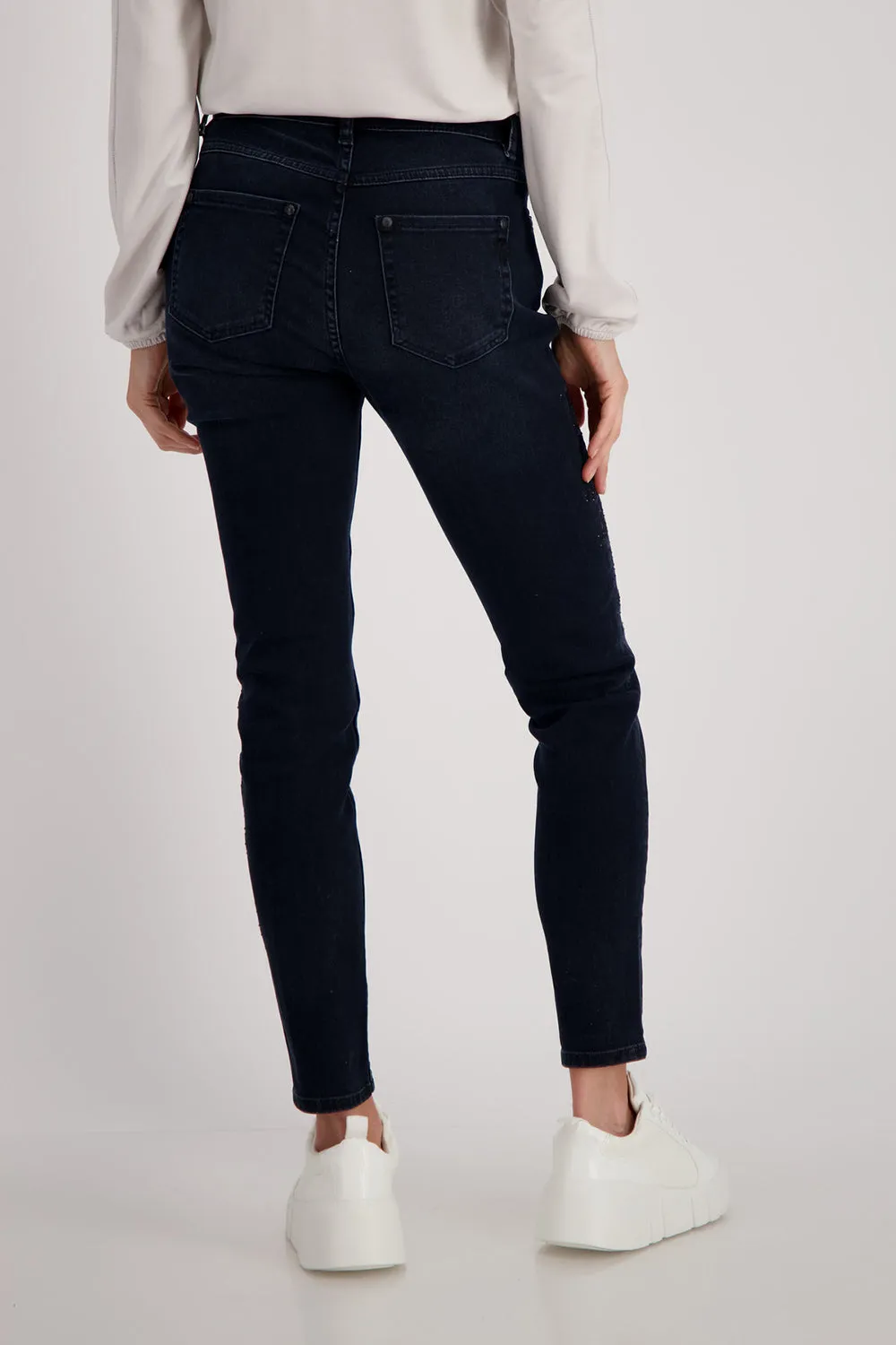 Monari Slim Fit Jeans with Flower Embroidery M806538