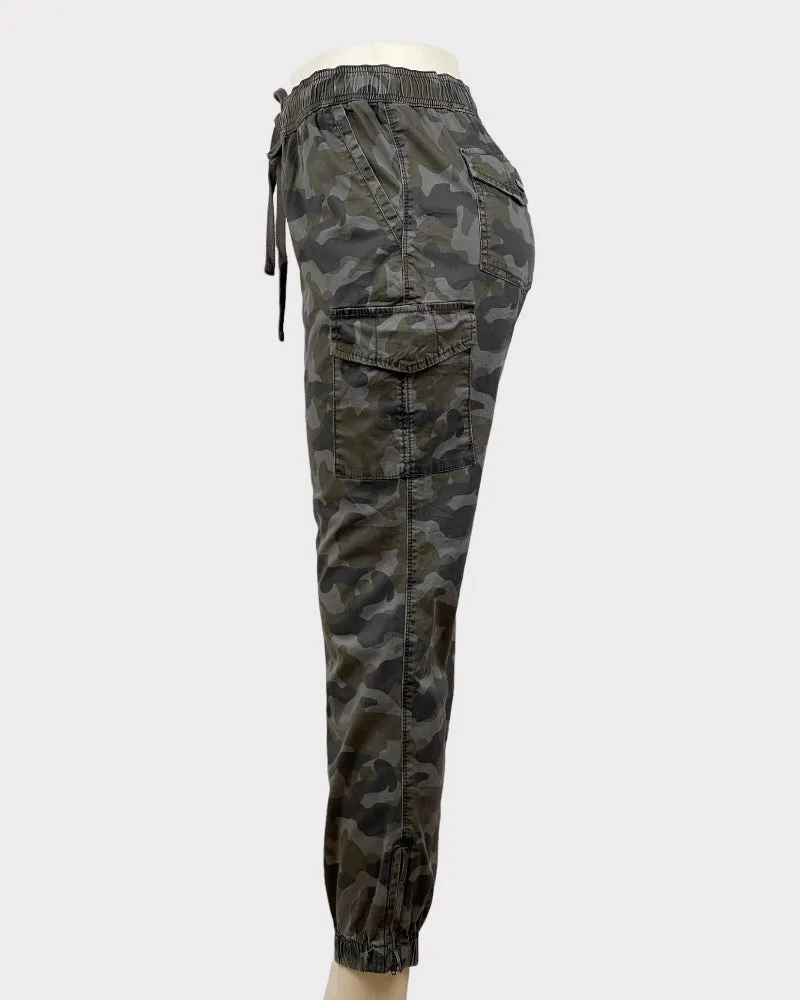 Natural Reflections Green Camo Print Jogger (W30)
