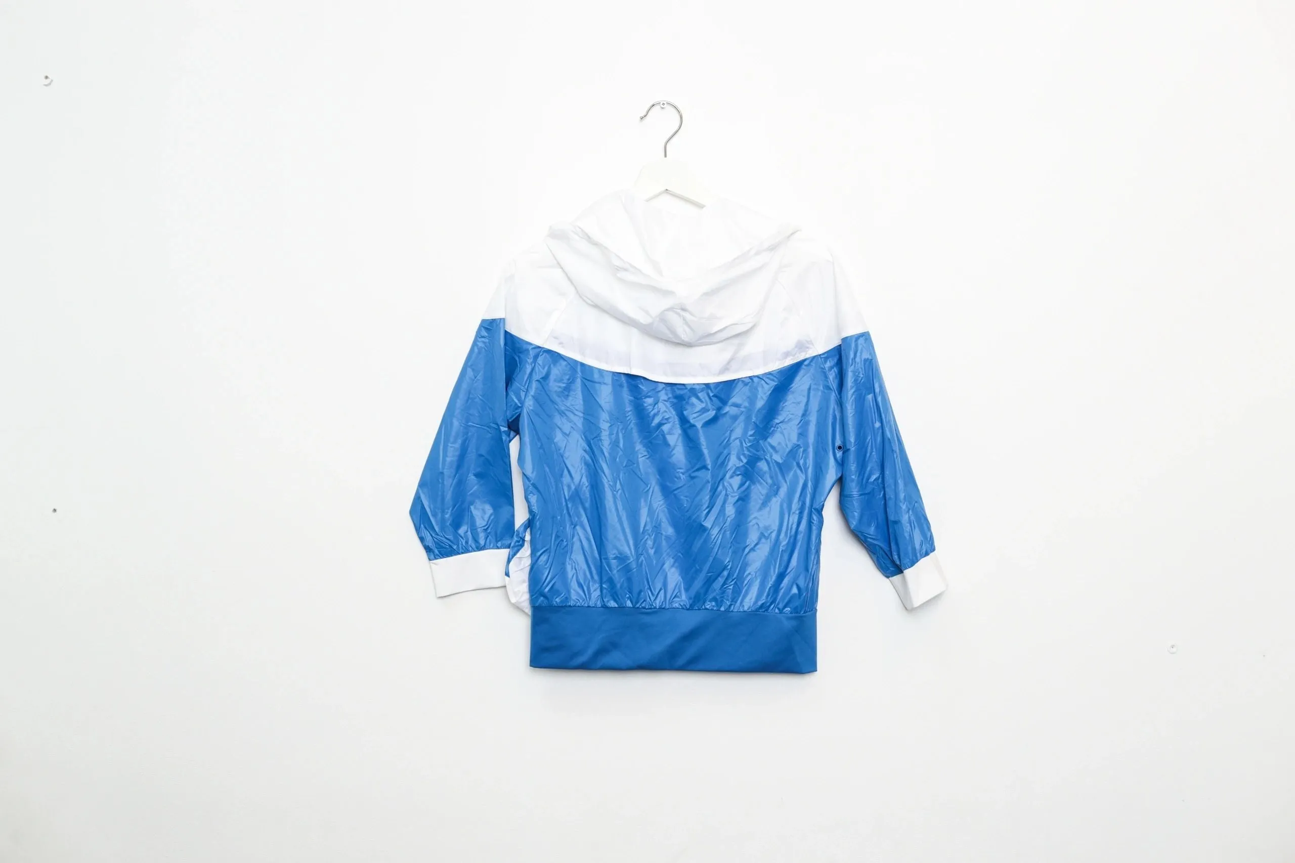 Nike Women Windbreaker With Bag Small