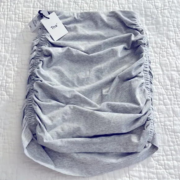 NWT Aritzia Tna Malibu Chill Ruched Skirt