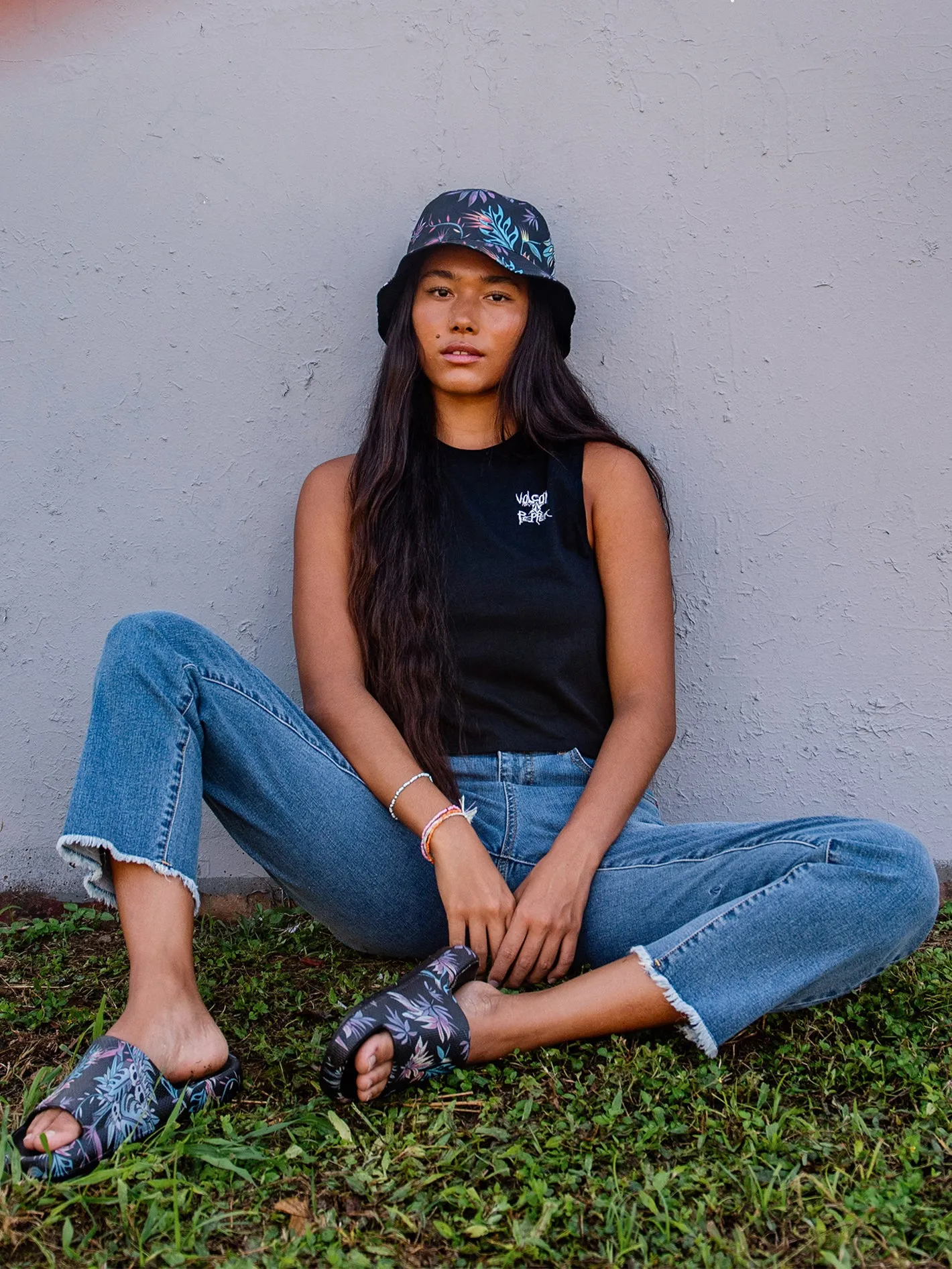 Pepper Crop Tank Top - BLACK