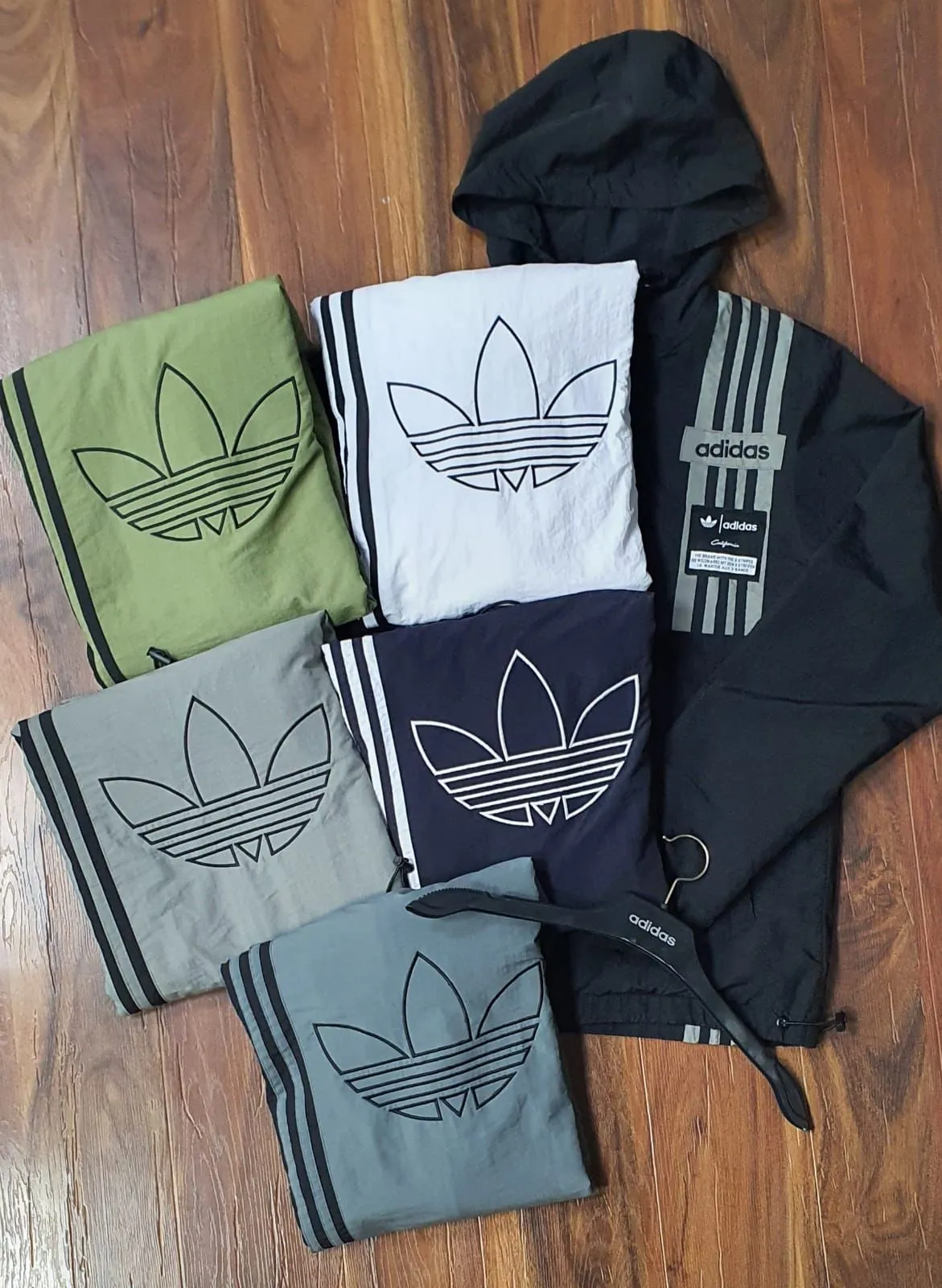 PREMIUM QUALITY WINDBREAKER JACKETS For Men