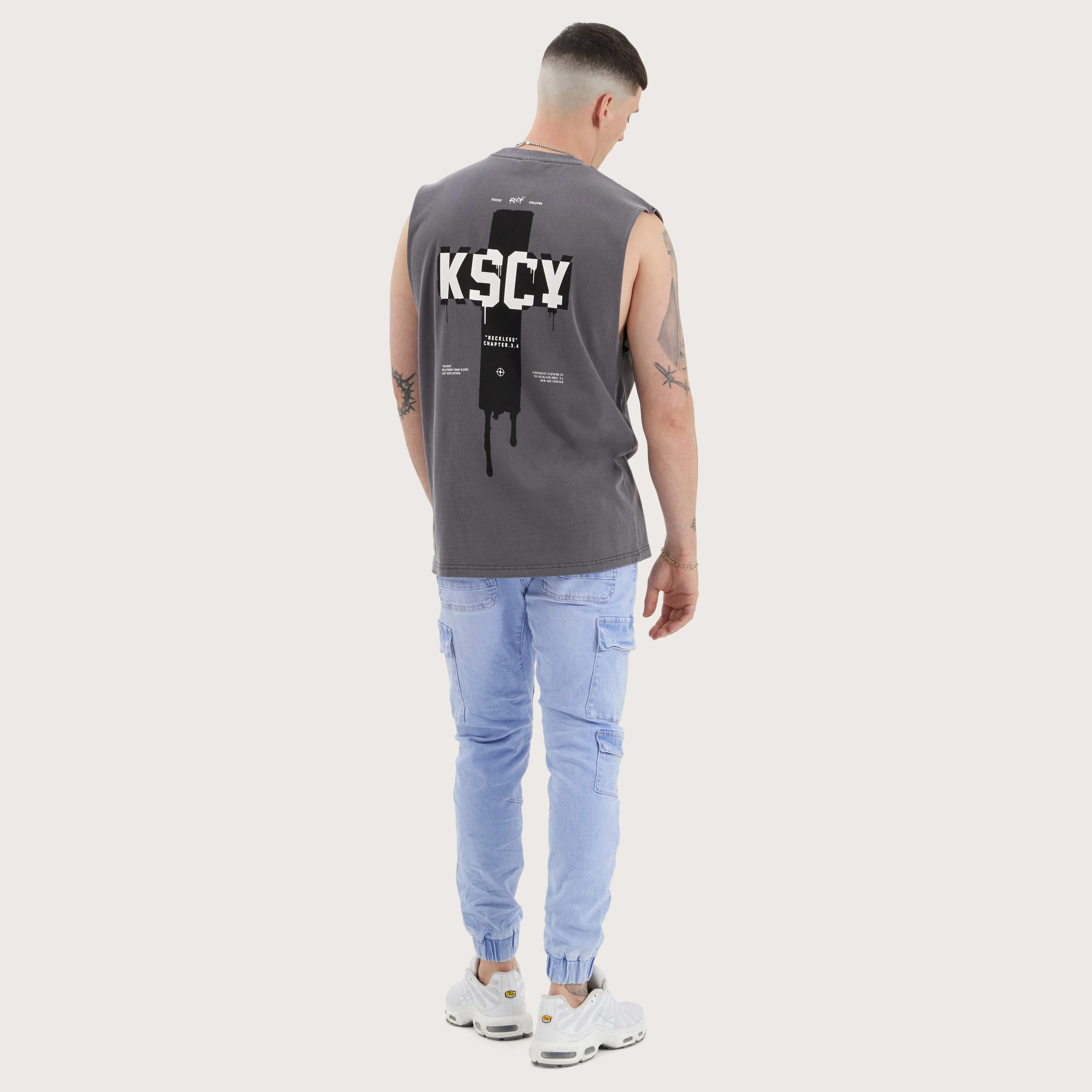 Ripped Relaxed Muscle Pigment Charcoal
