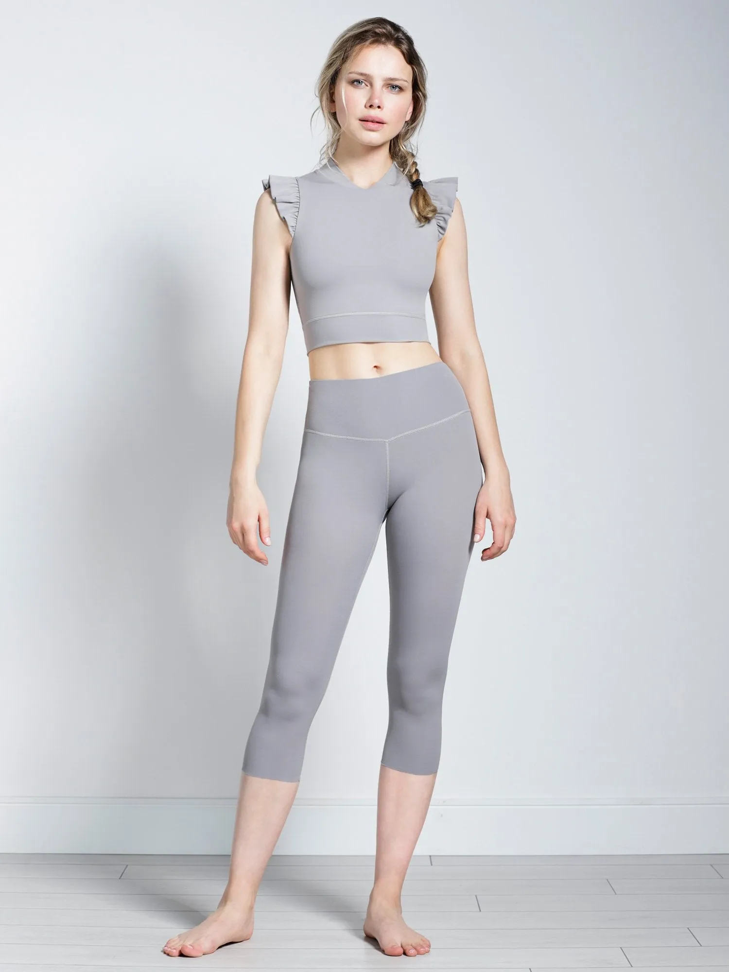 RUFFLED PURE TANK, LUNAR GREY