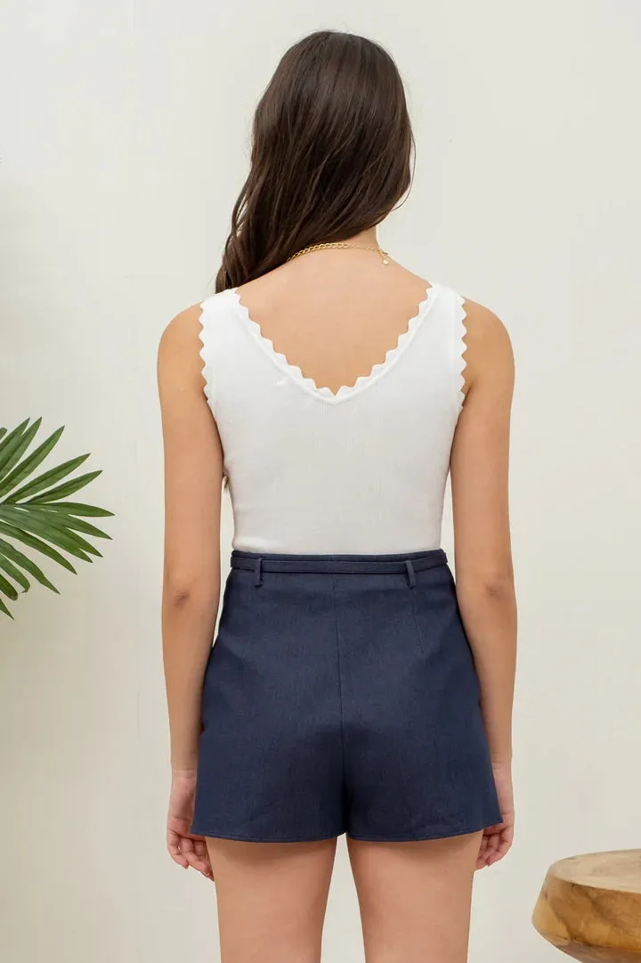 Scallop Edge Tank - White