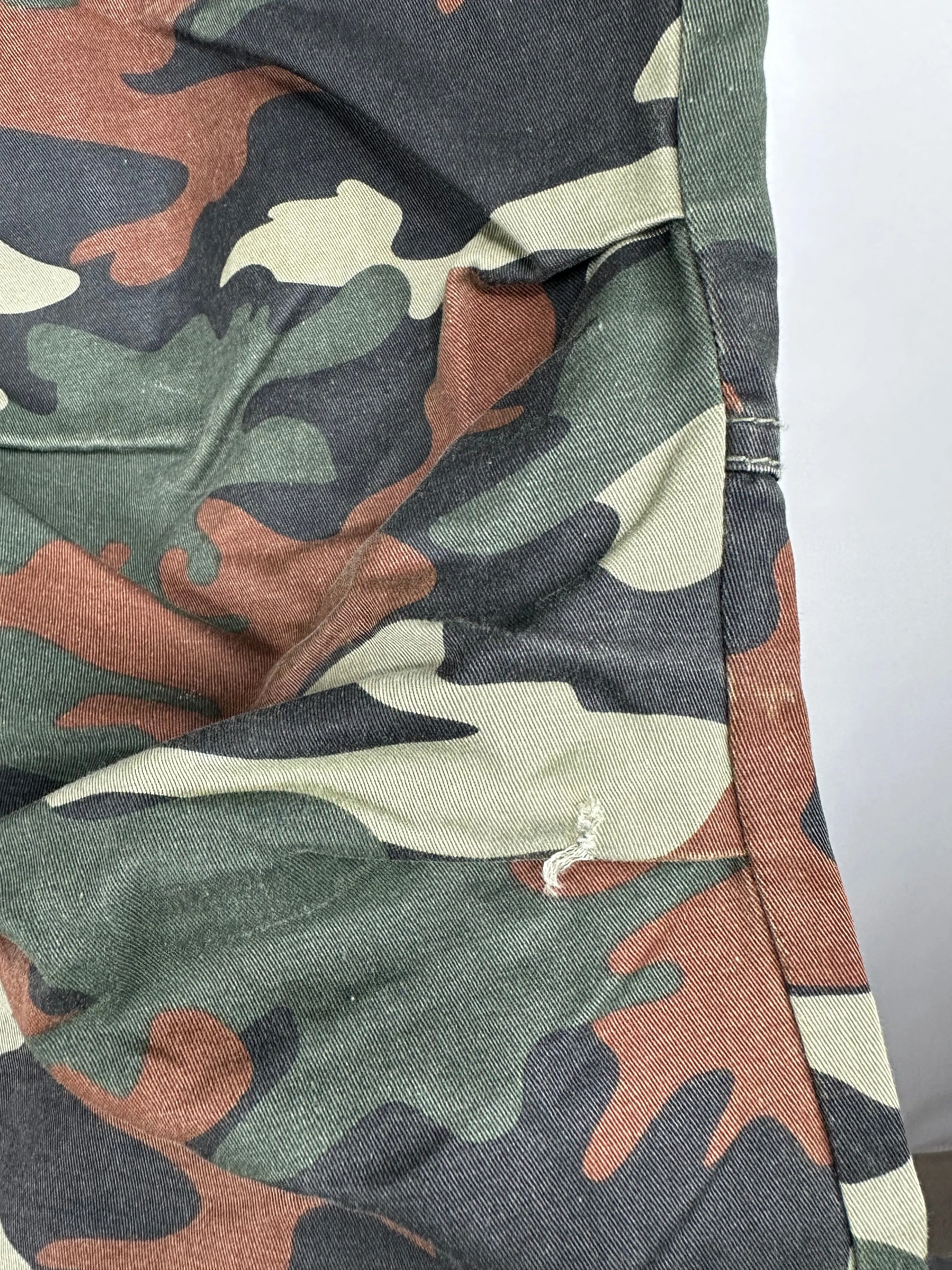 SIMONS CAMO SLIM FIT PANTS (HH - 17IN) (LENGTH - 32IN)