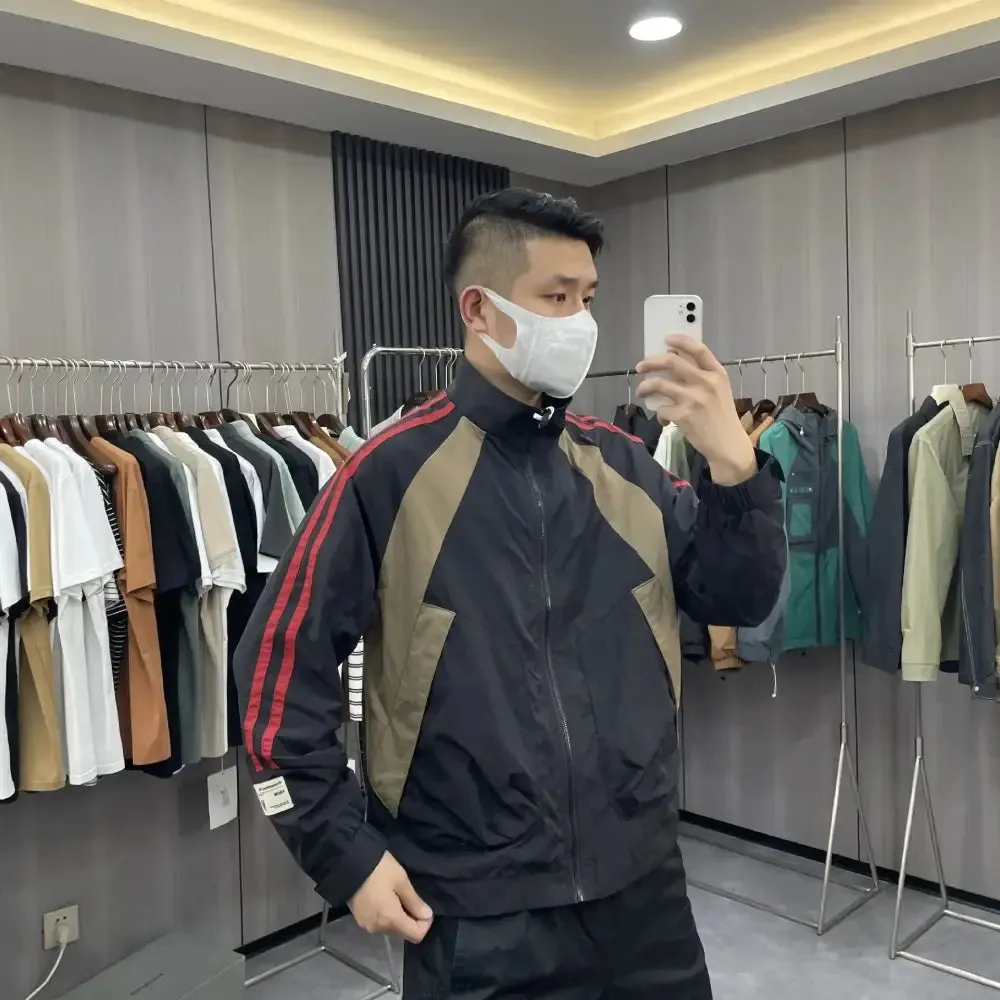 Sporty Retro Loose-Fit Y2K Windbreaker with Stand-Up Collar