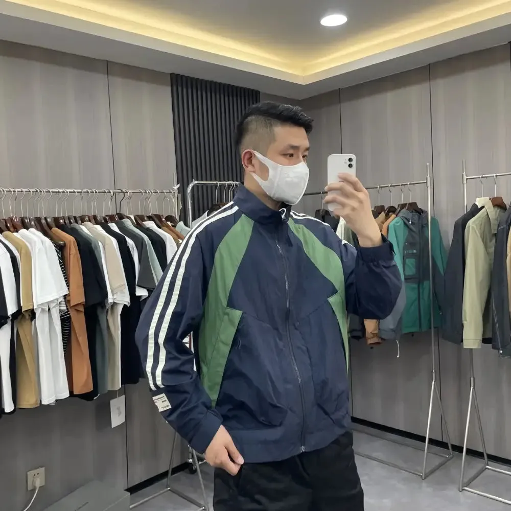 Sporty Retro Loose-Fit Y2K Windbreaker with Stand-Up Collar