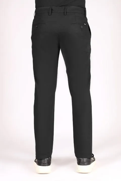 TEXTURED SLIM FIT CHINO PANTS