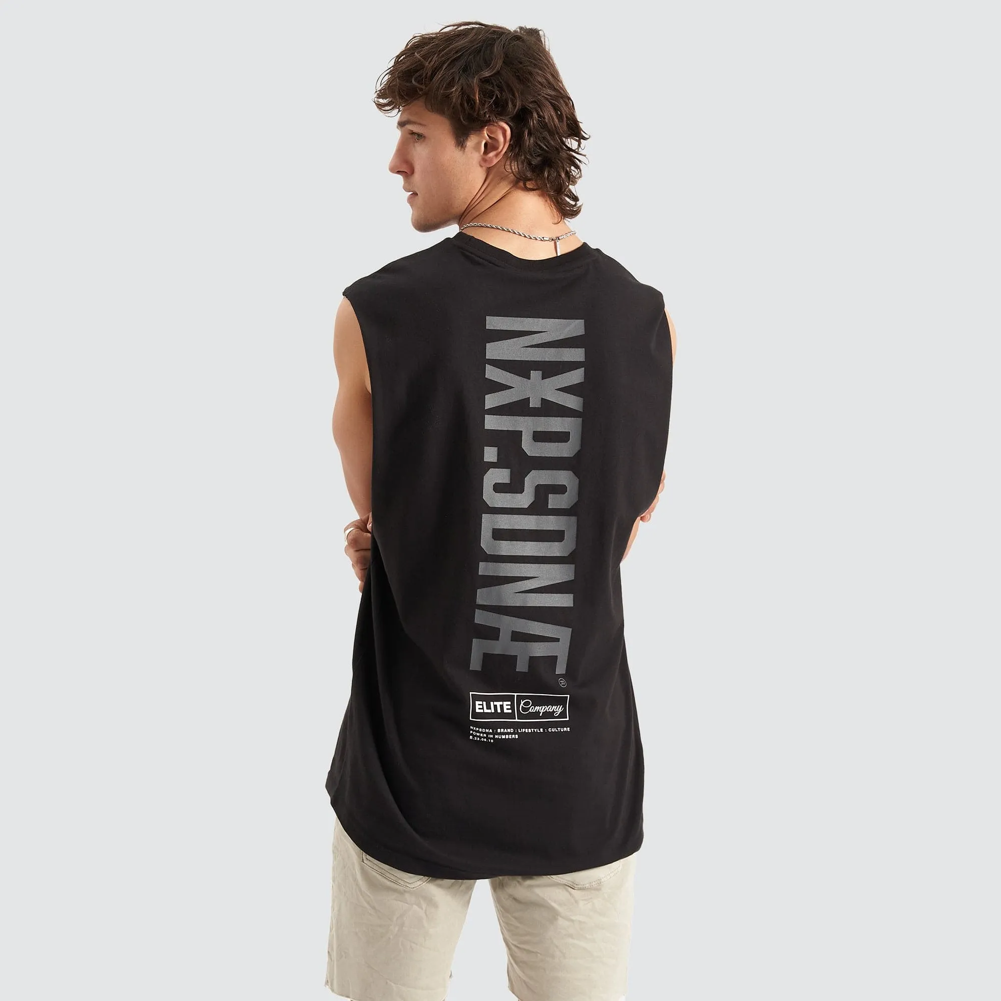 Underdog Scoop Back Muscle Tee Jet Black