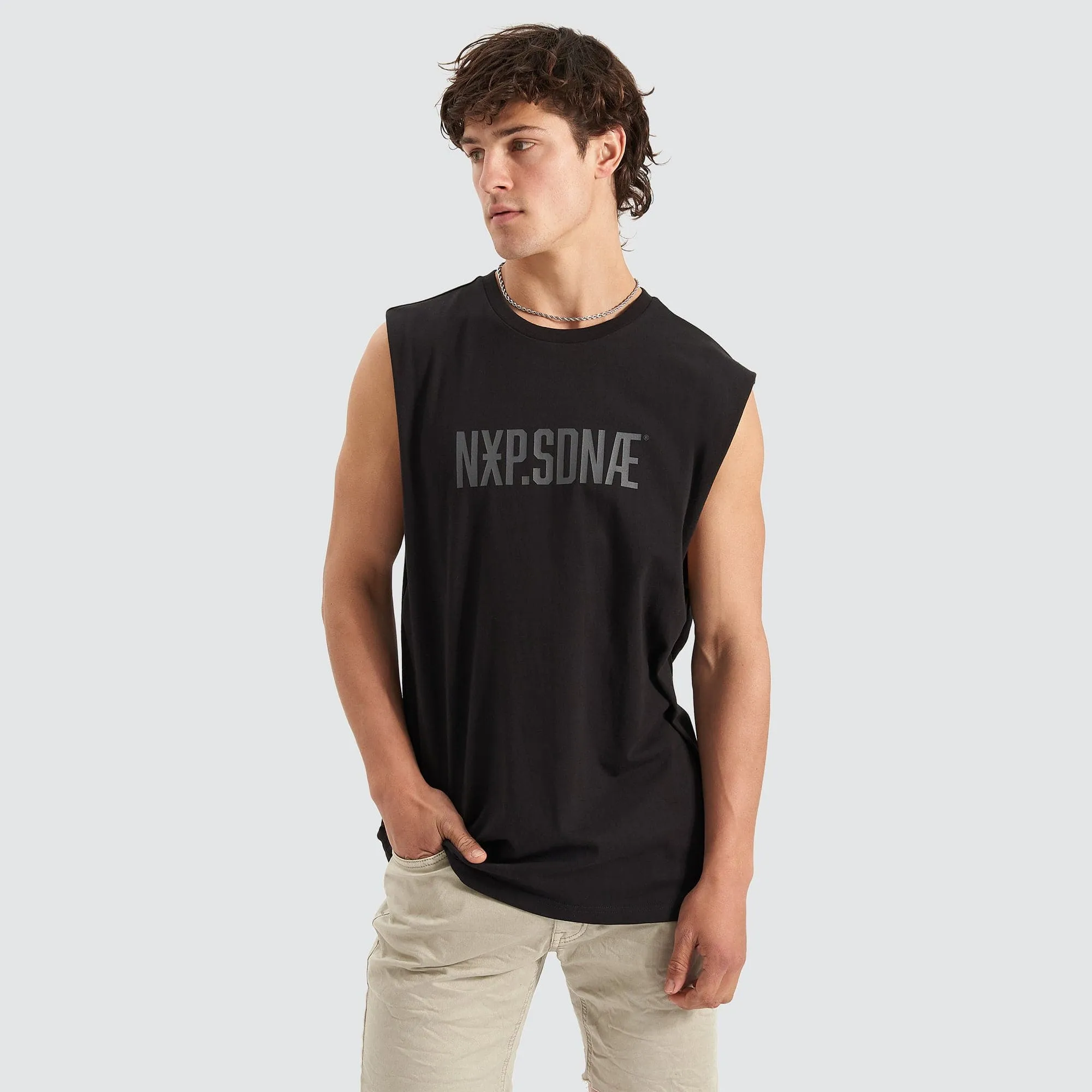 Underdog Scoop Back Muscle Tee Jet Black