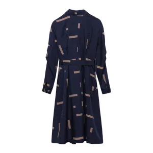 Women's Knee-Length T-Shirt Dress Featuring a Point Neckline and Floral Print