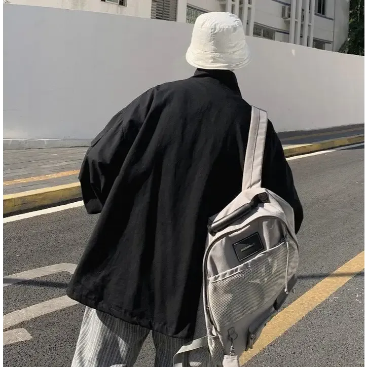 Y2K Zip Jacket for a Nostalgic and Trendy Look